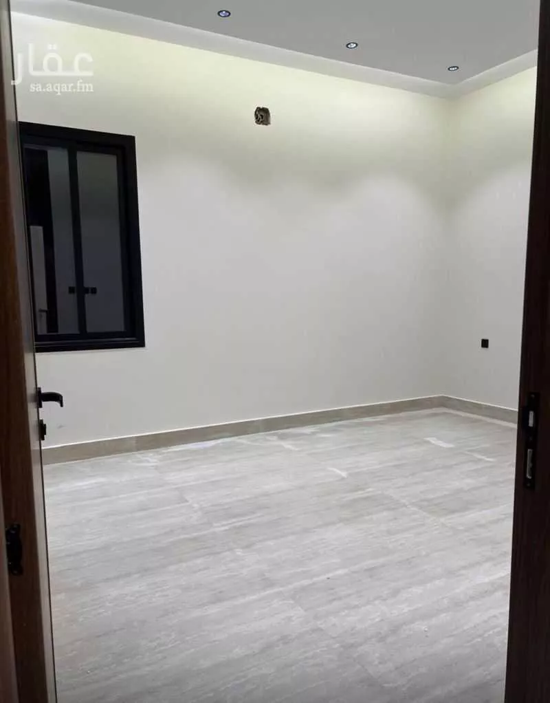 فيلا 5 غرف في بدر 8