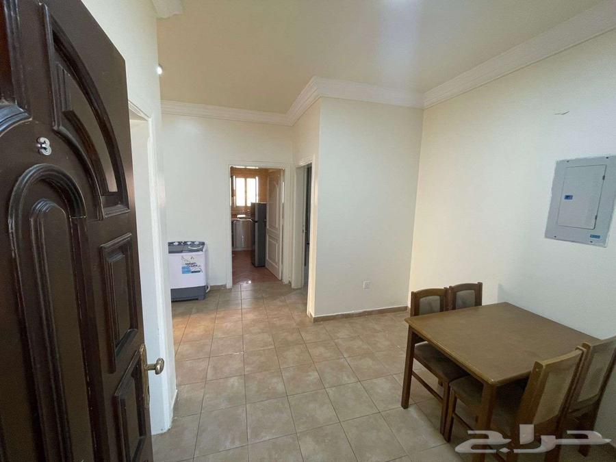 شقة 1 غرف في النزهة 4