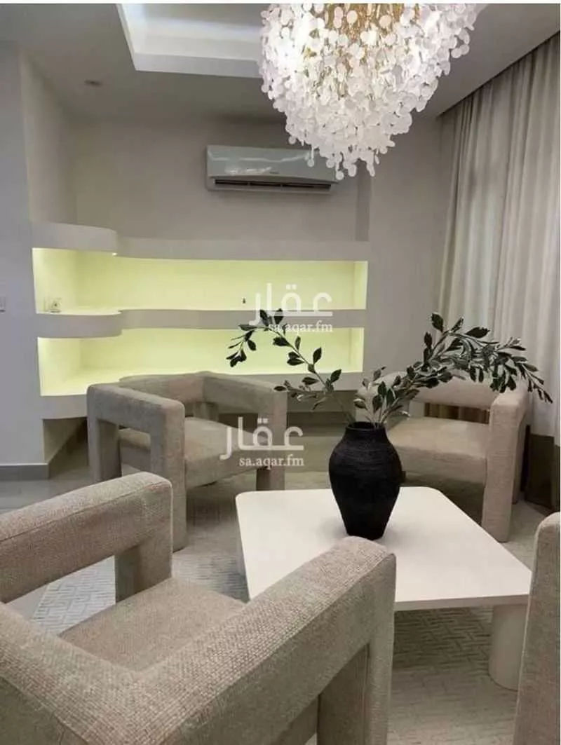 5 bedroom villa in Al Rimal 13