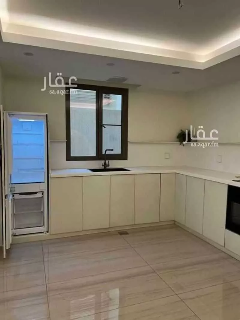 5 bedroom villa in Al Rimal 10