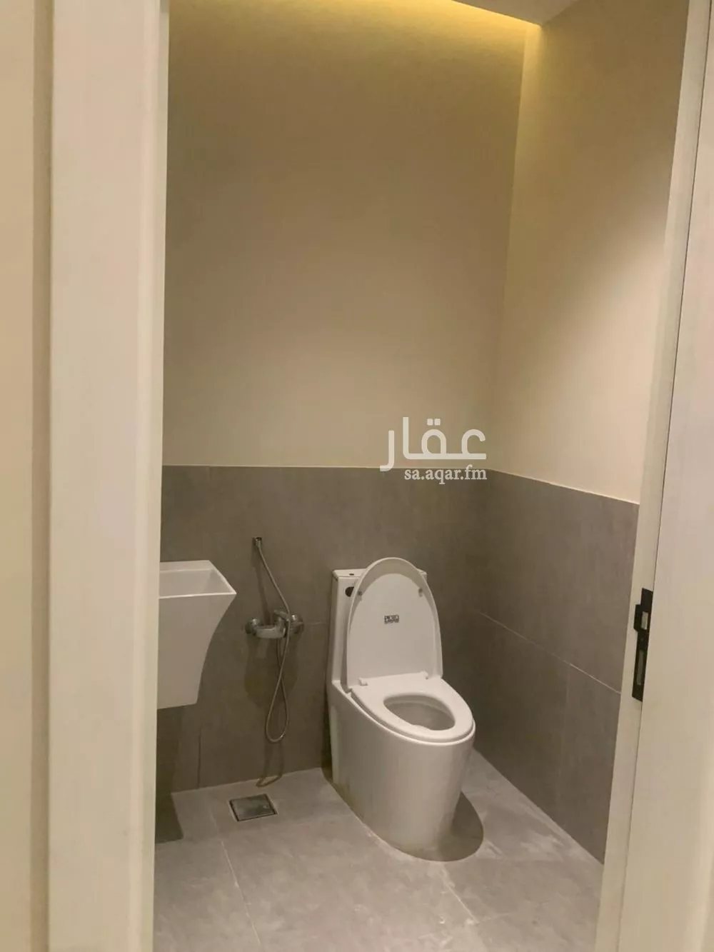 فيلا 7 غرف في الرمال 2