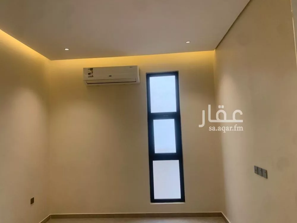 فيلا 7 غرف في الرمال 8