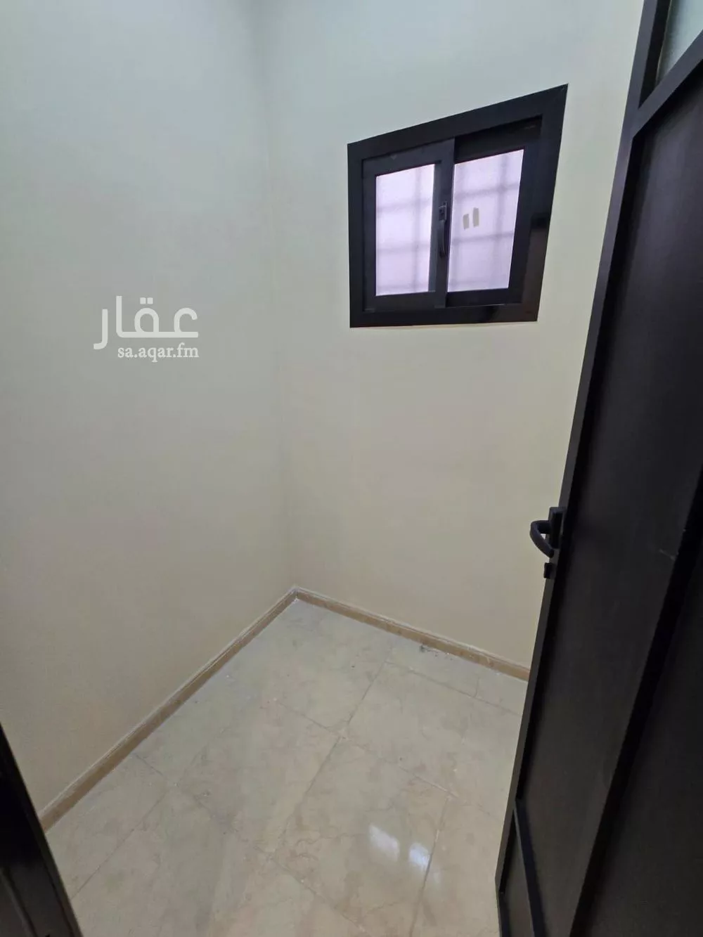 شقة 4 غرف في طيبة 22