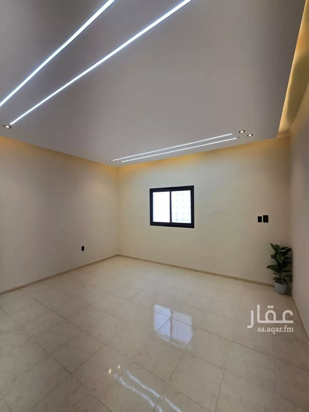 شقة 4 غرف في طيبة 9