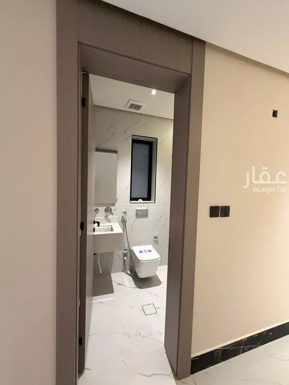 5 bedroom apartment in Ash Shati Al Gharbi 2
