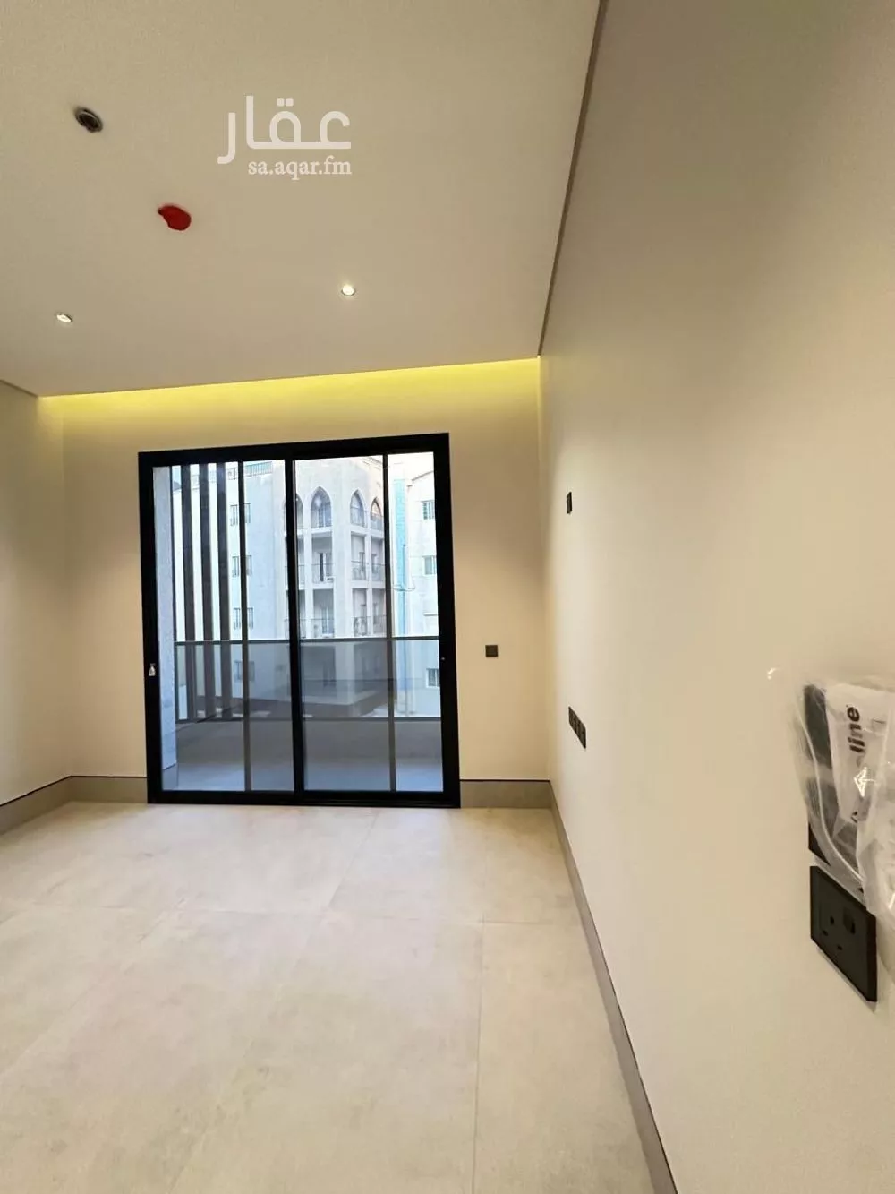 شقة 4 غرف في المنتزة 5