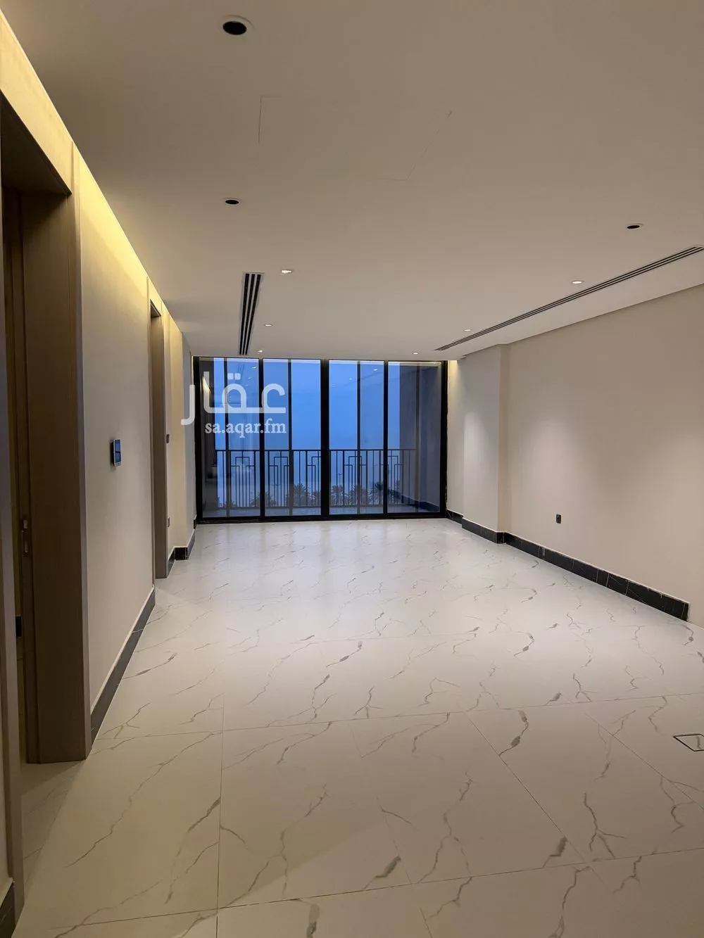 شقة 5 غرف في الشاطئ الغربي 4