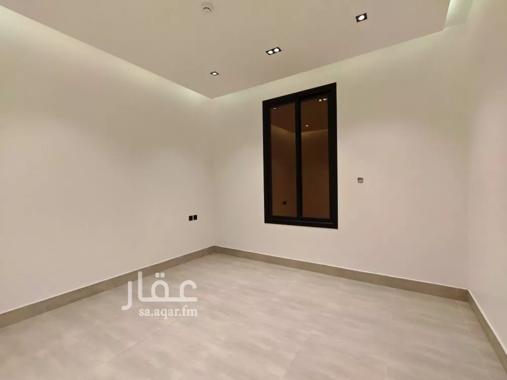 4 bedroom apartment in Al Yarmouk 10