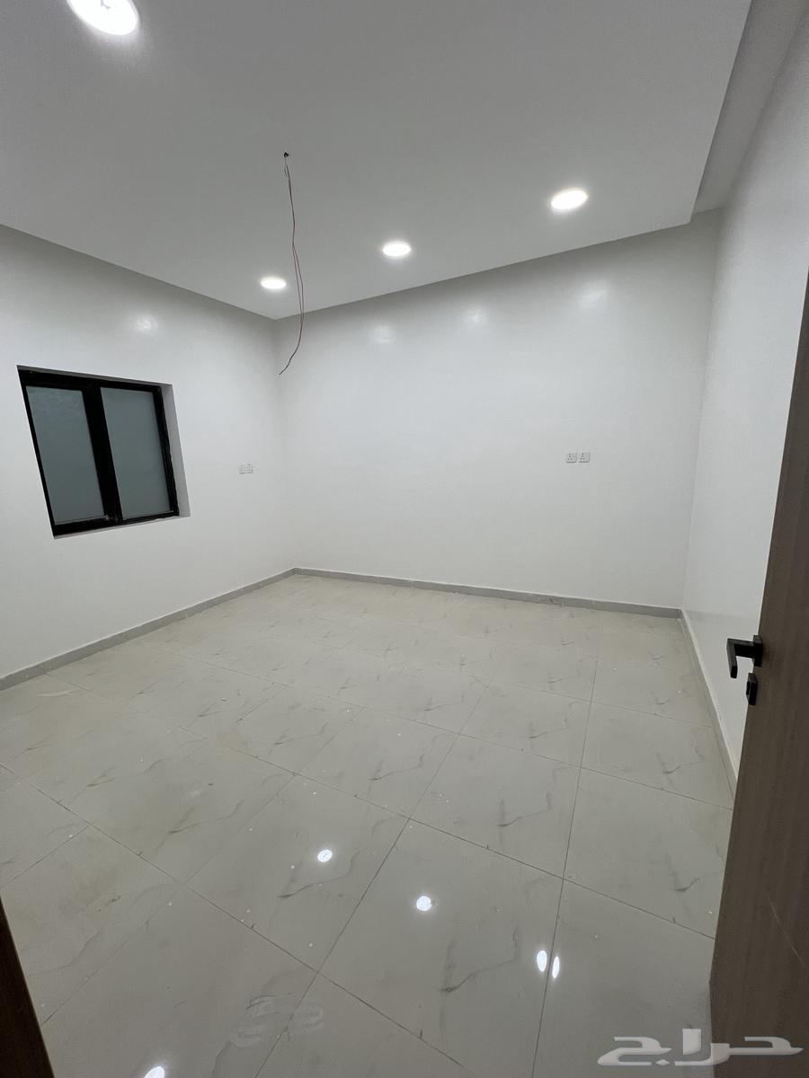 شقة 4 غرف في الحفيرة 2