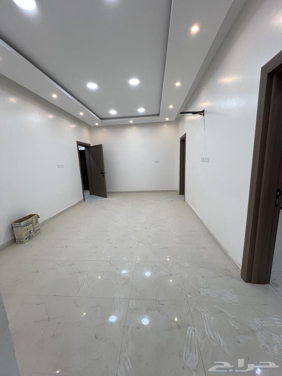 شقة 4 غرف في الحفيرة 3