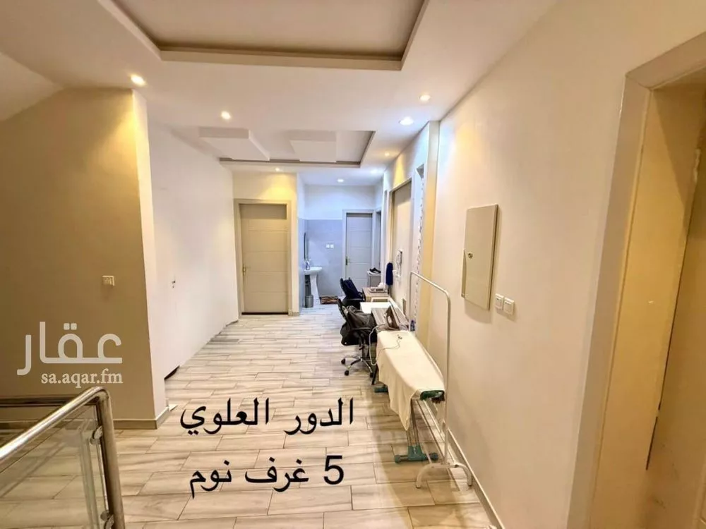 فيلا 9 غرف في بدر 5