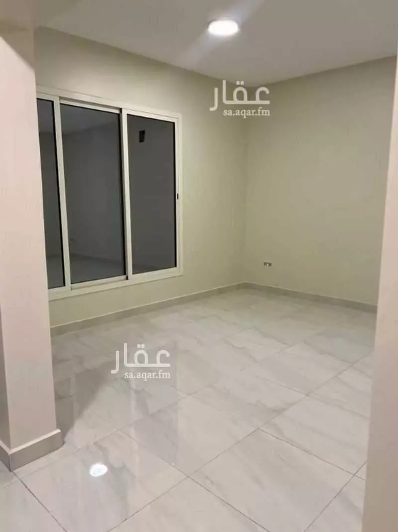 فيلا 9 غرف في الشرق 5