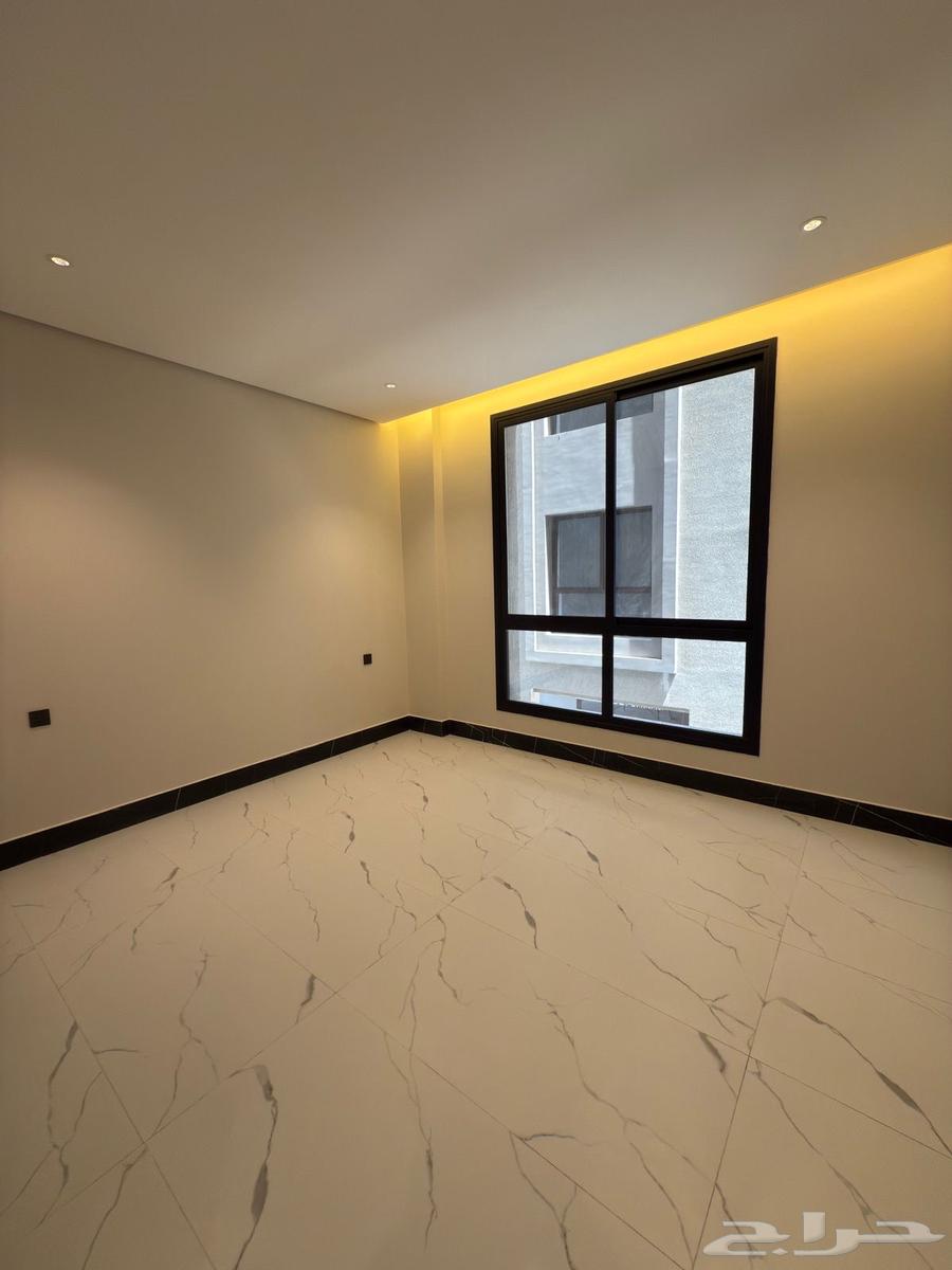 شقة 5 غرف في الشاطئ الغربي 4