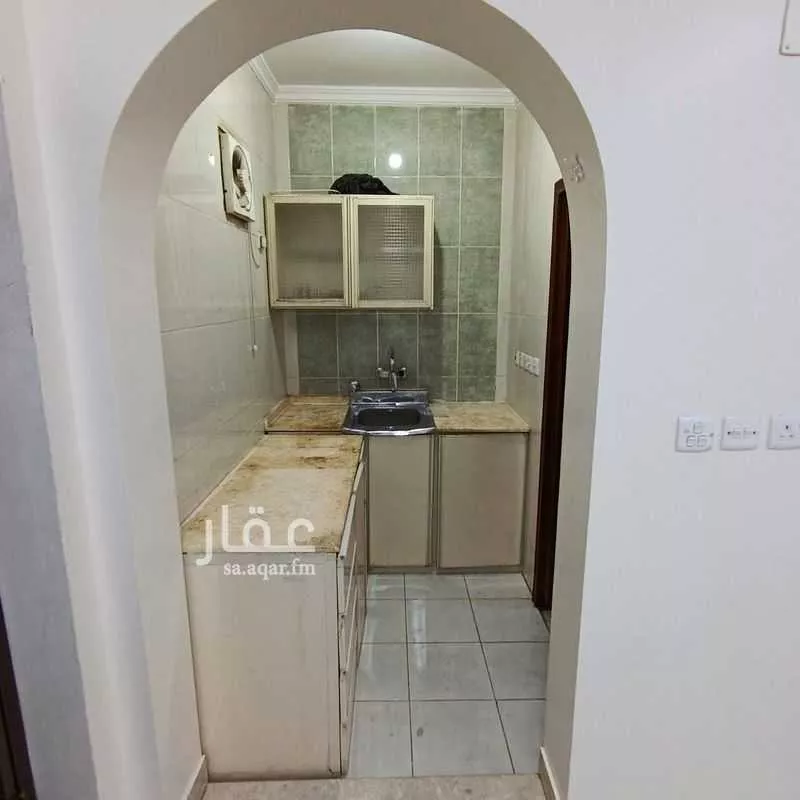 1 bedroom apartment in Al Difa 3