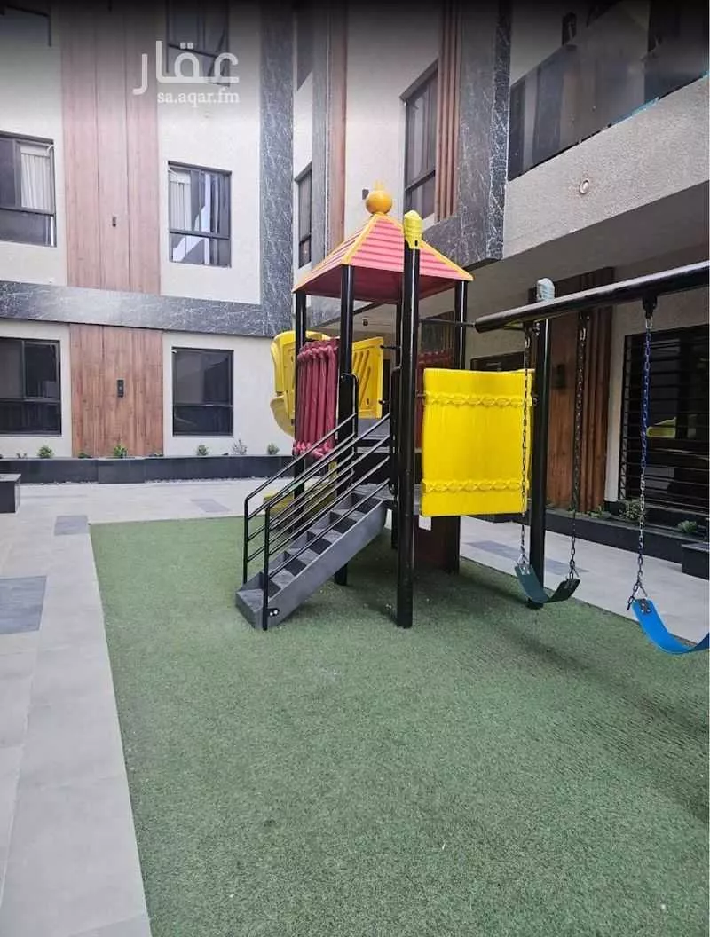 شقة 3 غرف في الروضة 3