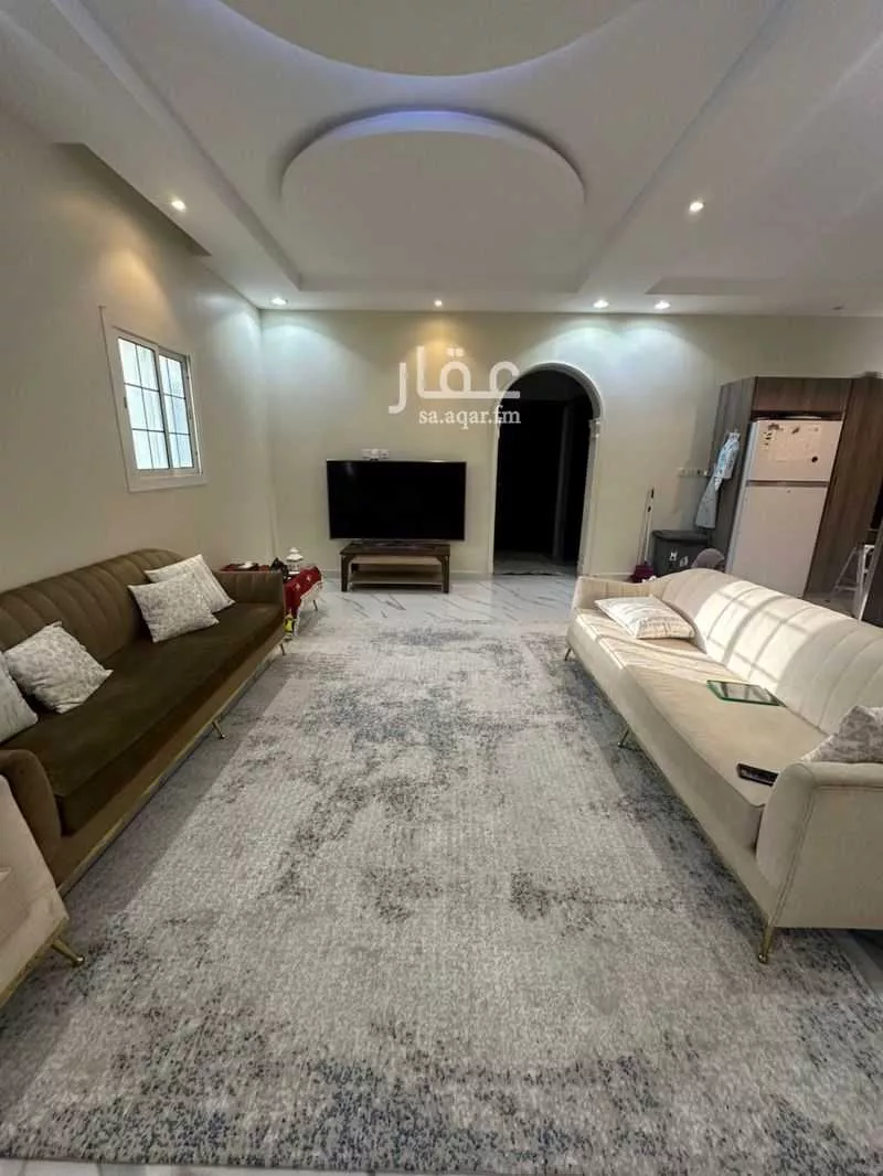 شقة 9 غرف في الزمرد 5