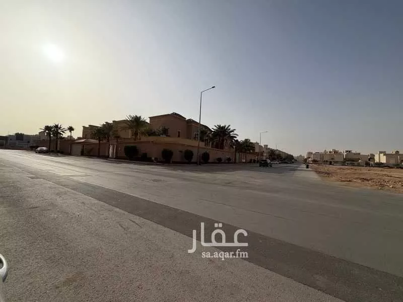 فيلا 10 غرف في عرقة 2