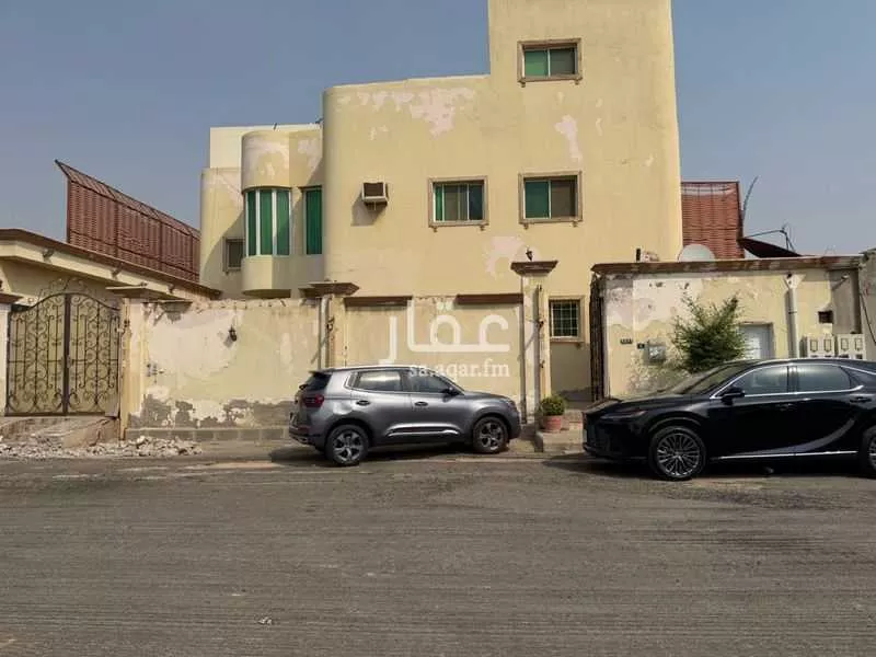 فيلا 6 غرف في النعيم