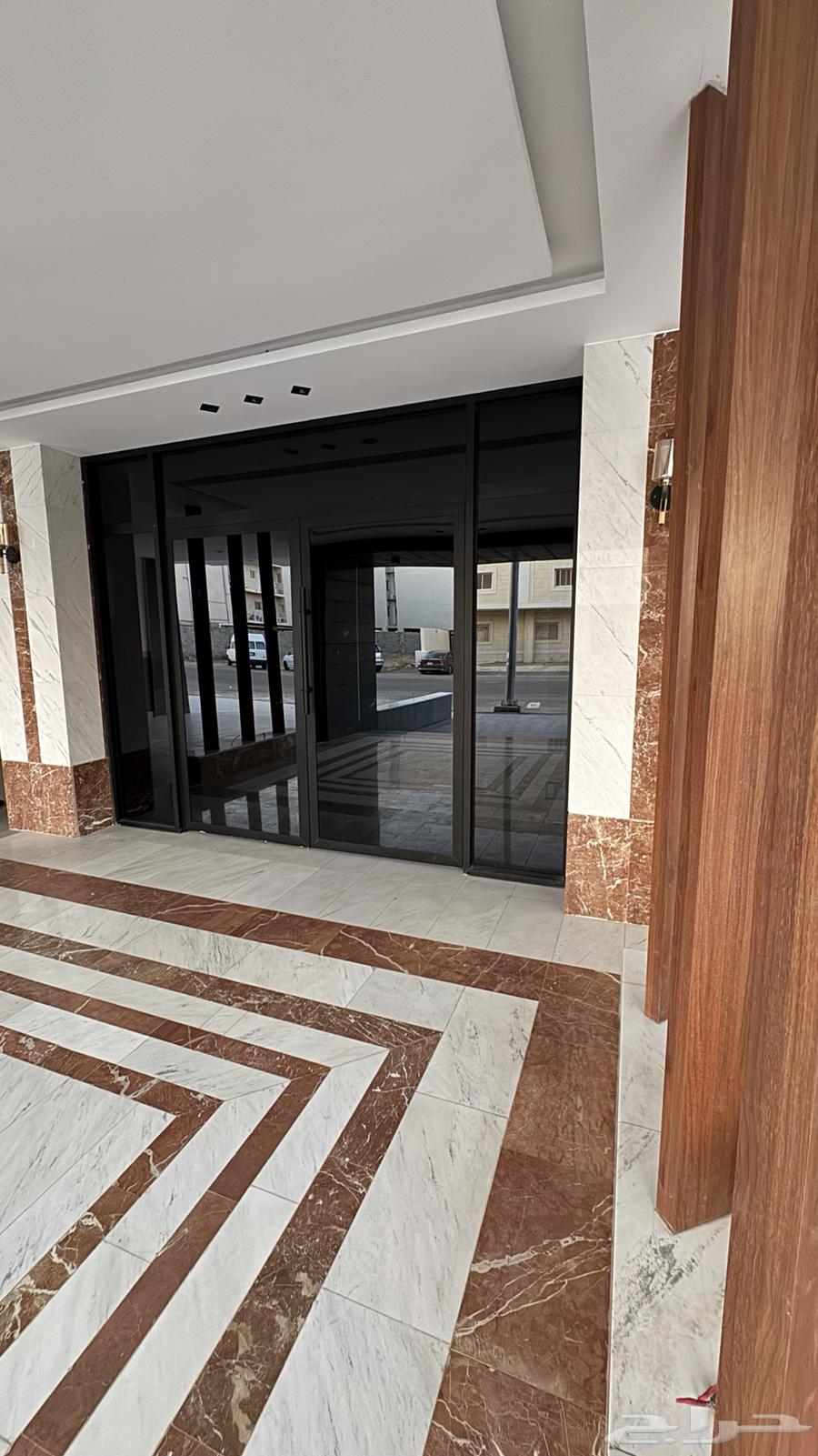 شقة 4 غرف في ولي العهد 3