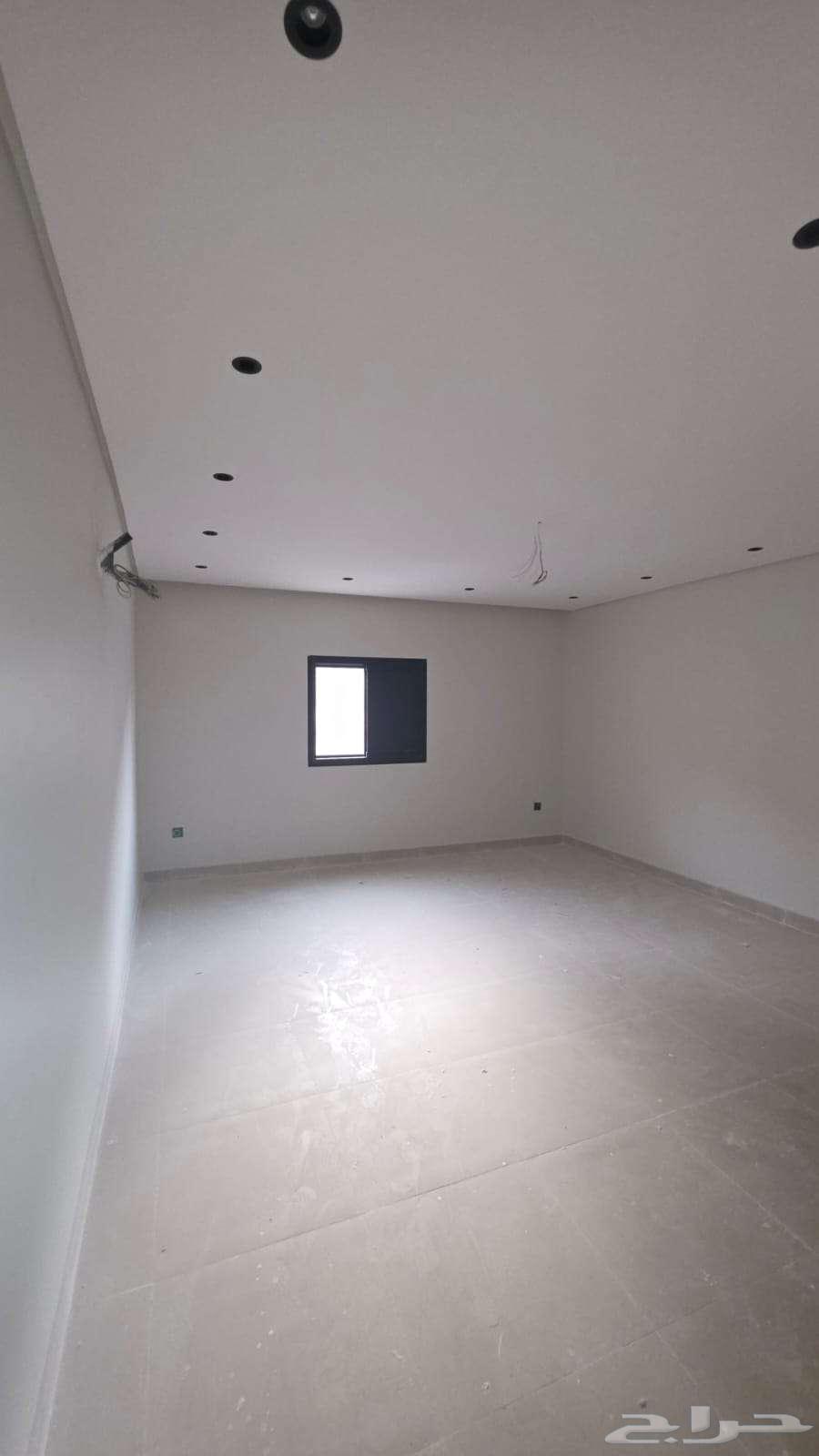 شقة 4 غرف في الهجرة 1
