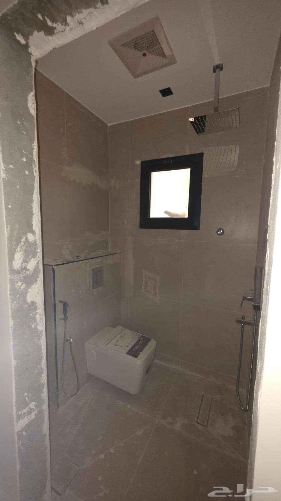 شقة 4 غرف في الهجرة 5