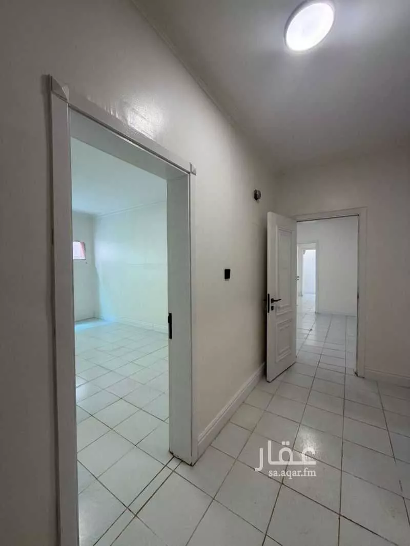 شقة 5 غرف في بدر 8