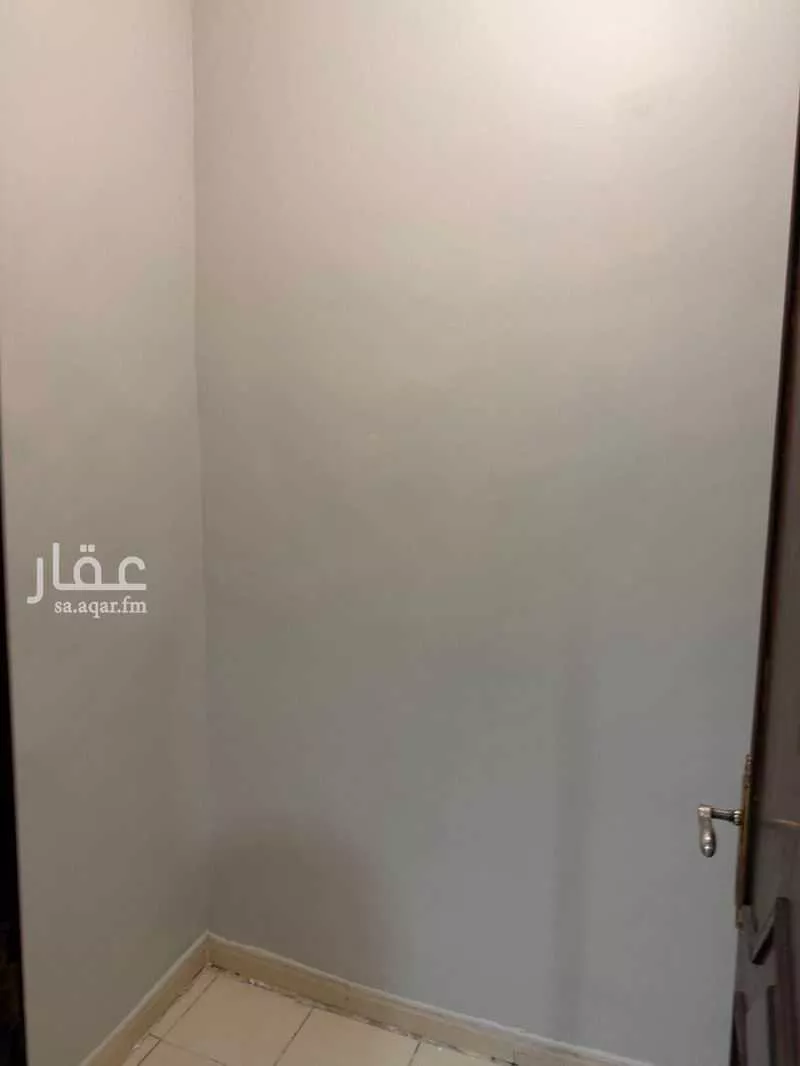شقة 4 غرف في المنار 8