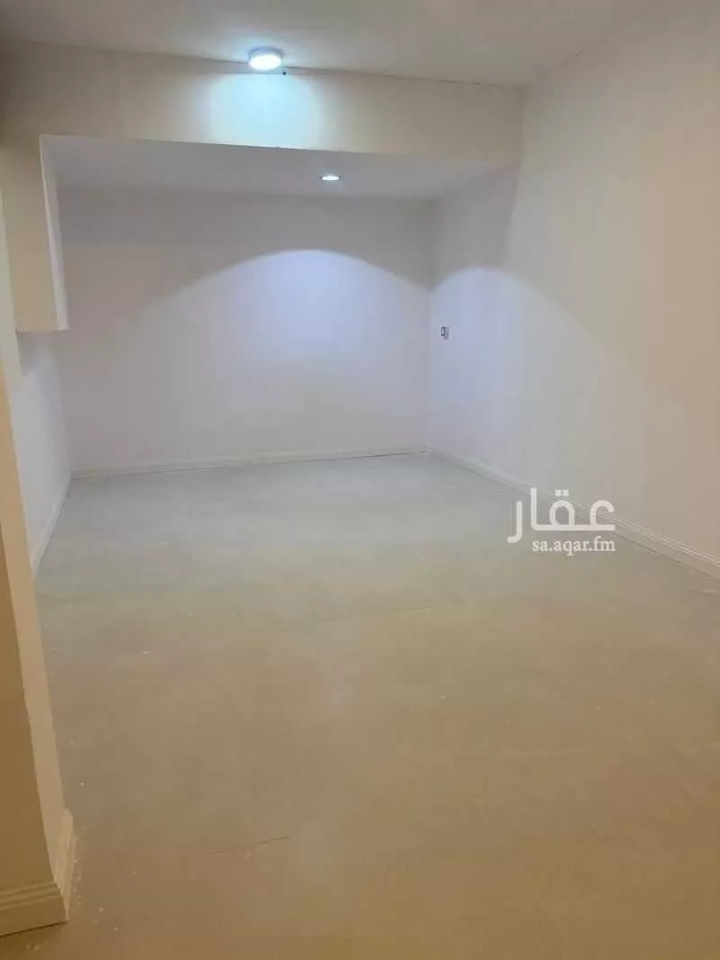 عمارة 600 م² في الورود 1