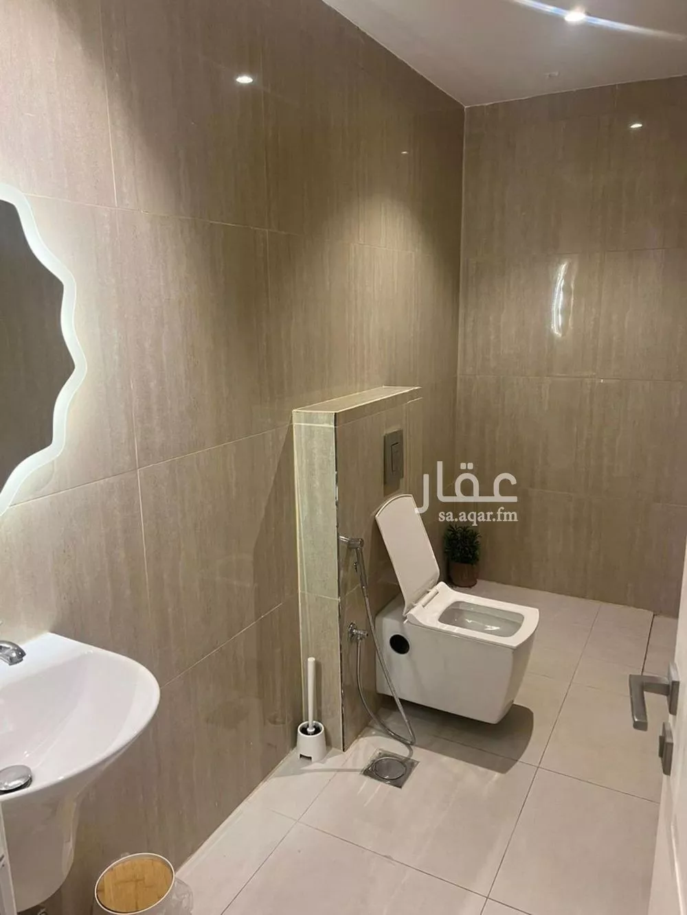 شقة 3 غرف في إشبيلية 2