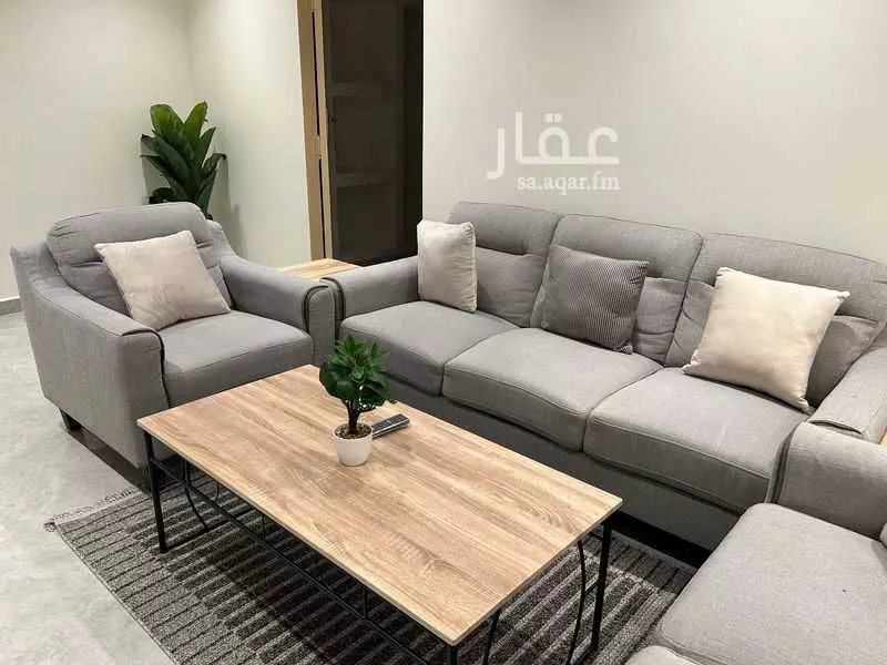 500 sqm building in Ad Dar Al Baida 7