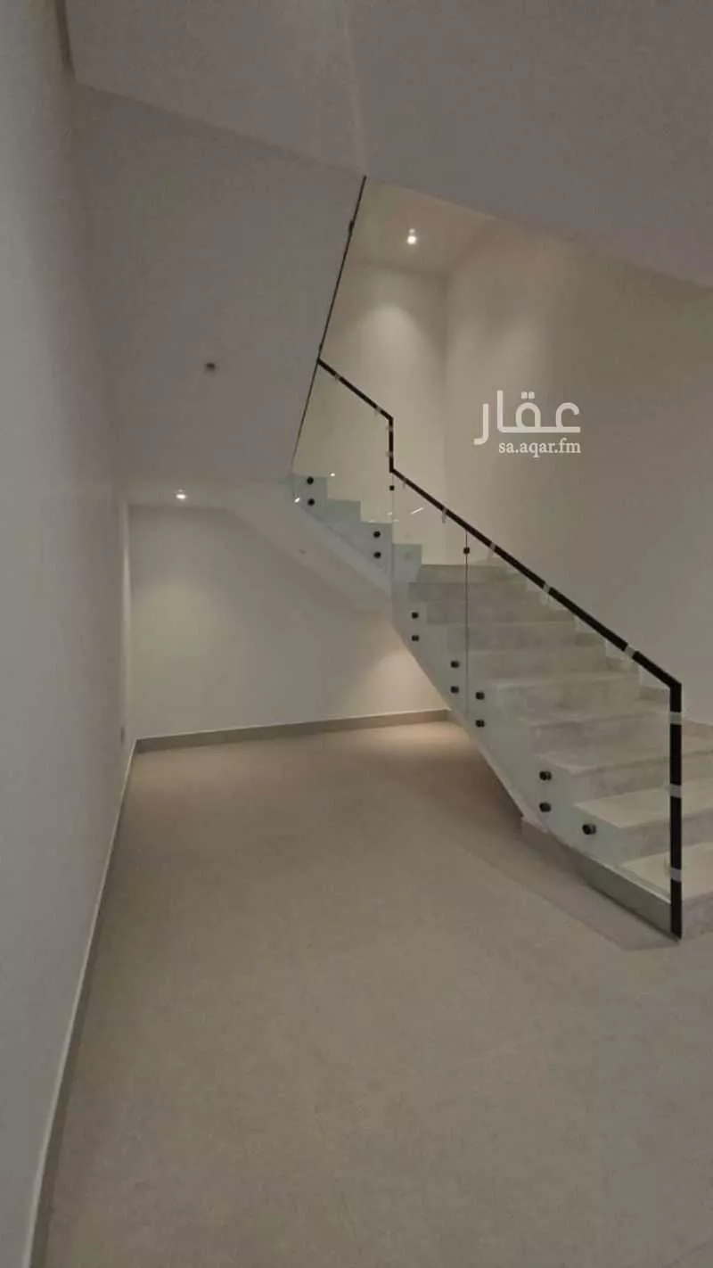 فيلا 6 غرف في الرمال 1