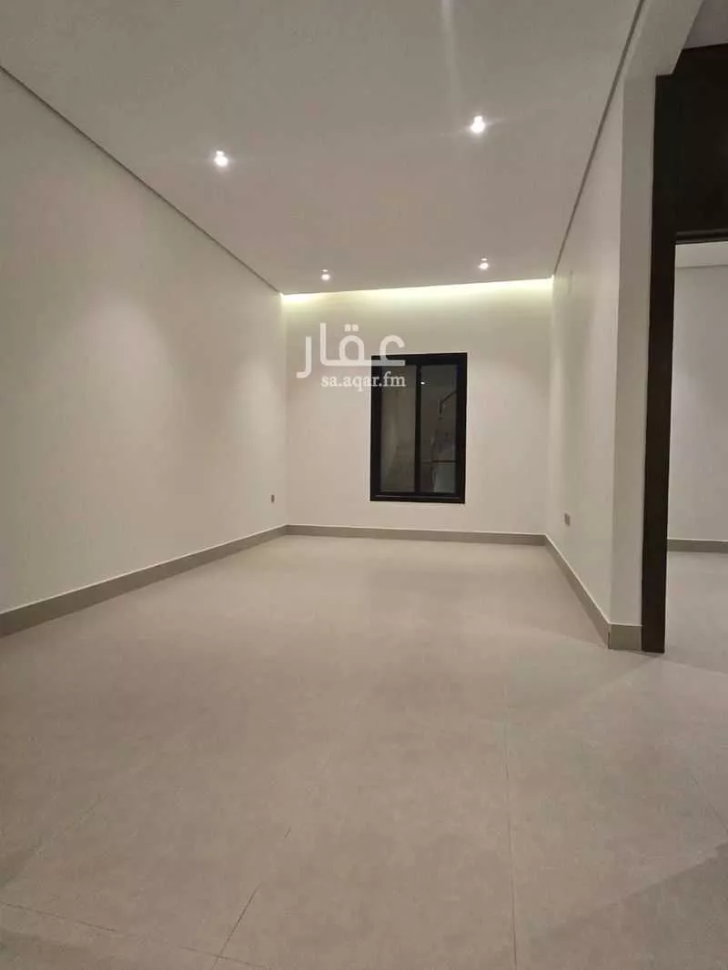 فيلا 6 غرف في الرمال 2