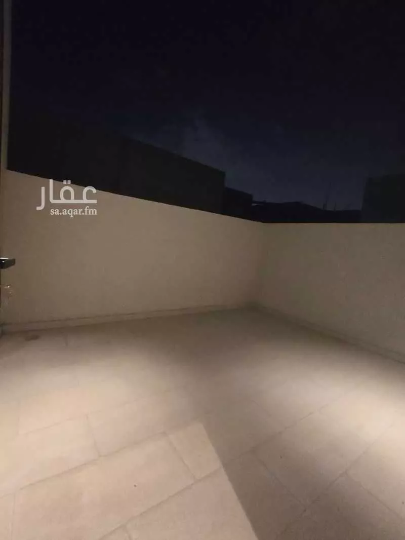 فيلا 6 غرف في الرمال 7