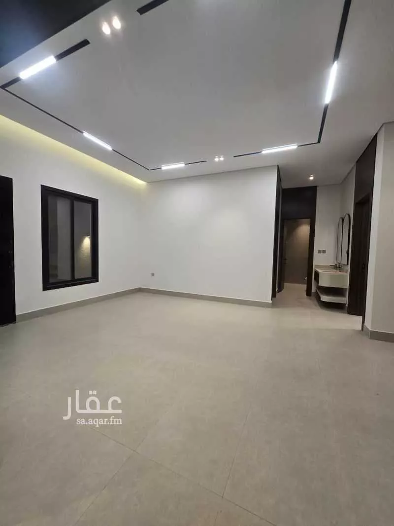 فيلا 6 غرف في الرمال 10
