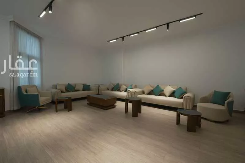 شقة 5 غرف في العليا 1