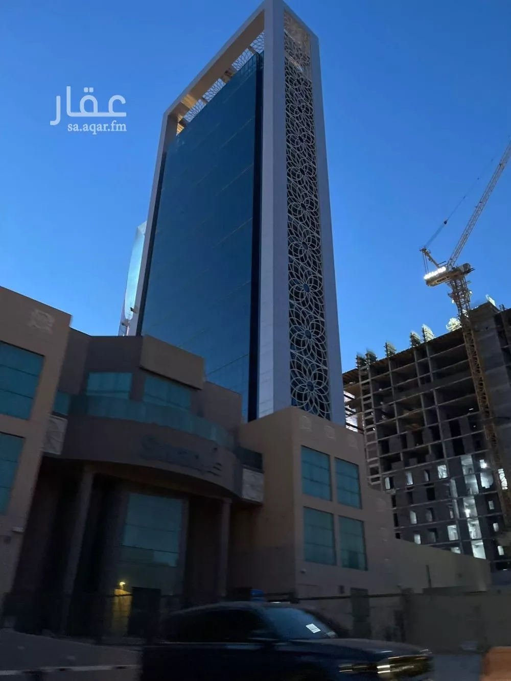 عمارة 16400 م² في العليا 2