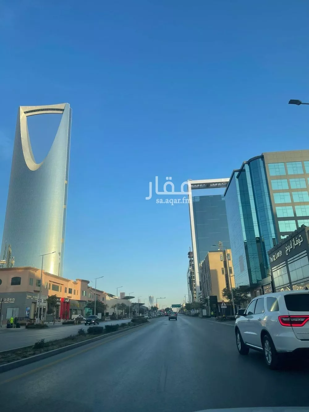 عمارة 16400 م² في العليا 4