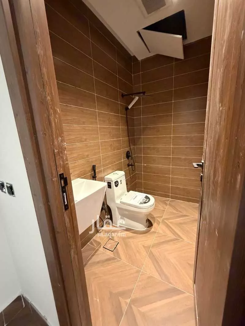 عمارة 450 م² في العارض 4