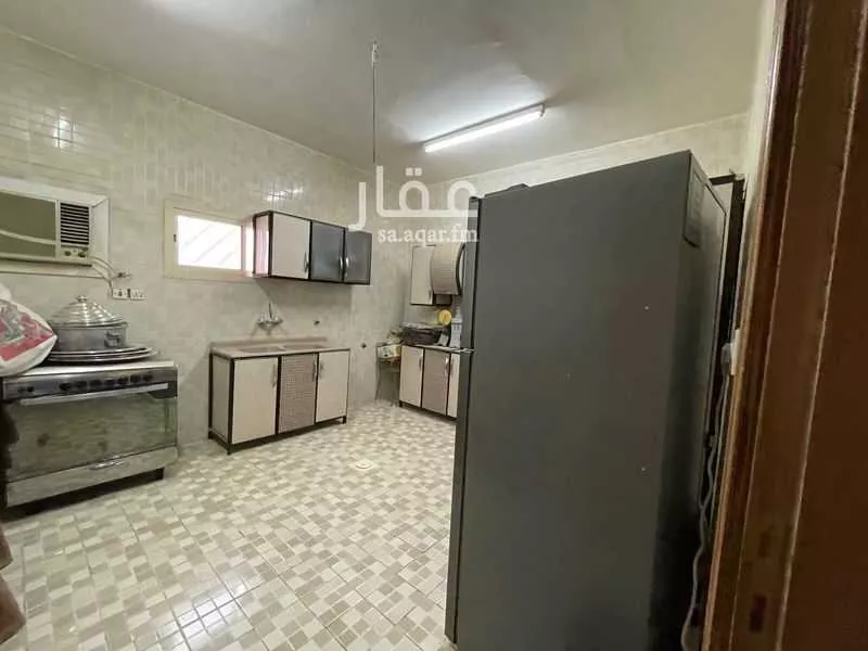 شقة 14 غرف في الحائر 14