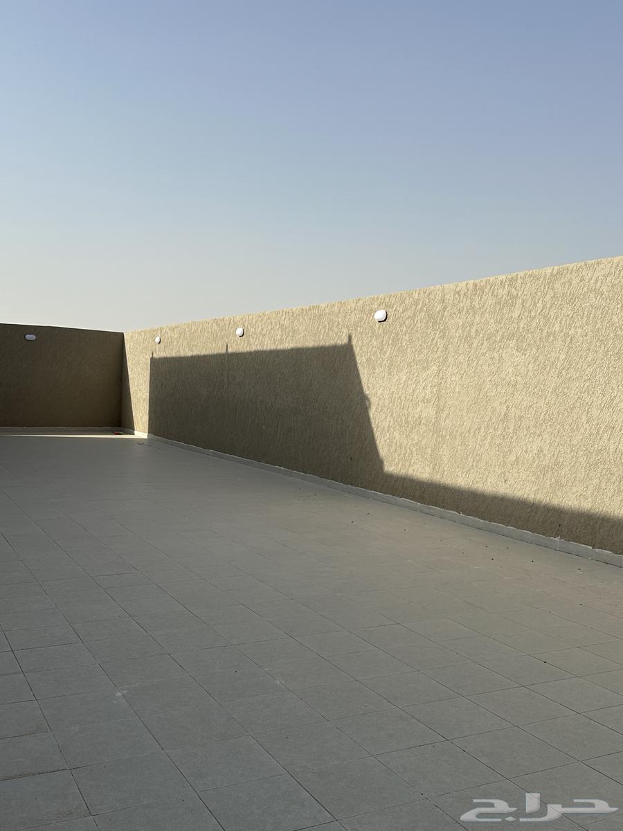 فيلا  في ولي العهد 4