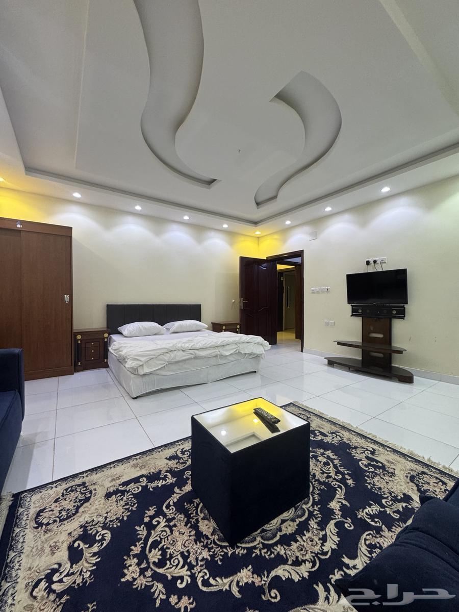 شقة 16 غرف في سكة الحديد 1