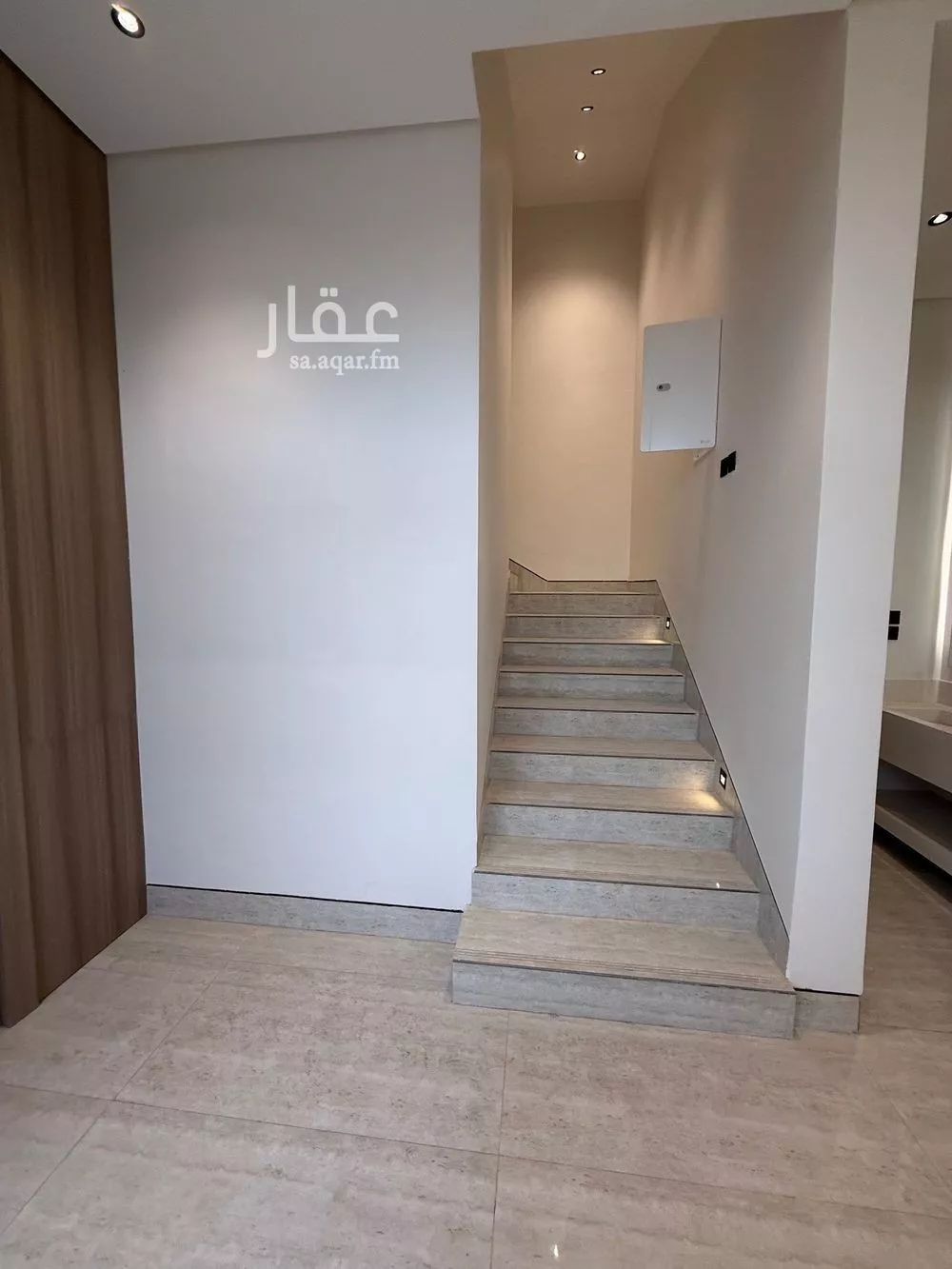 فيلا 8 غرف في المهدية 11