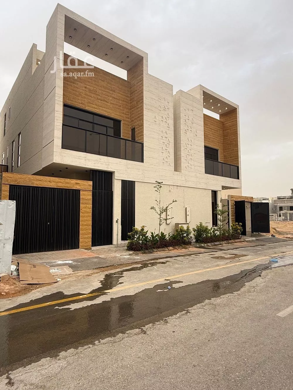 فيلا 8 غرف في المهدية 5