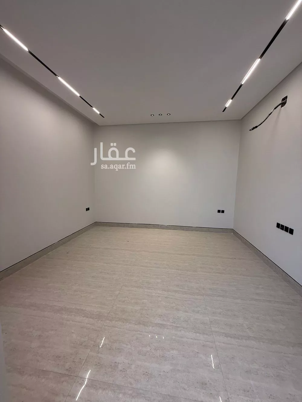 فيلا 8 غرف في المهدية 10