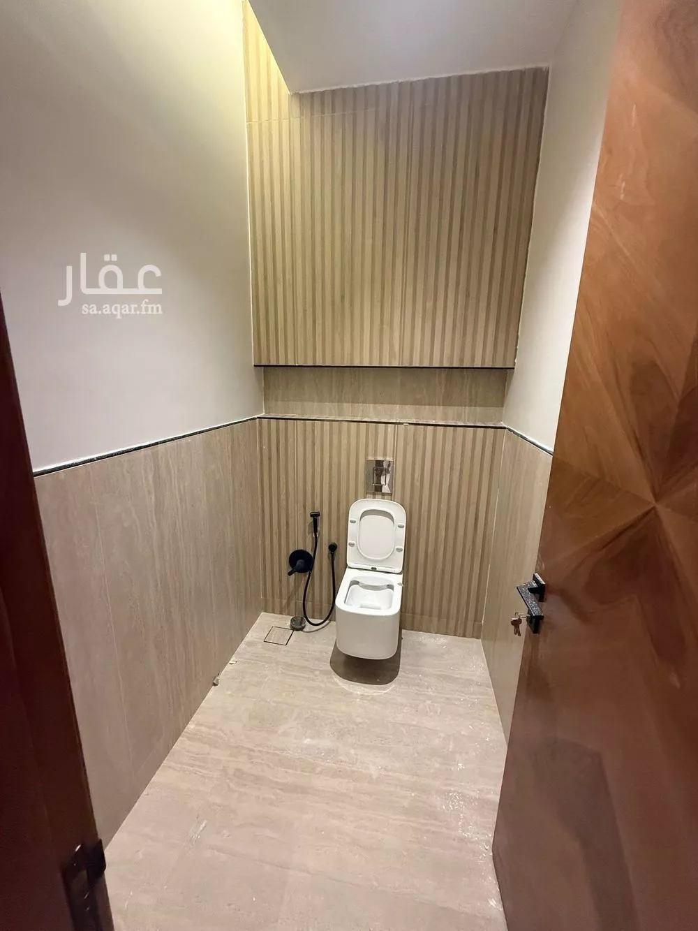 فيلا 8 غرف في المهدية 11