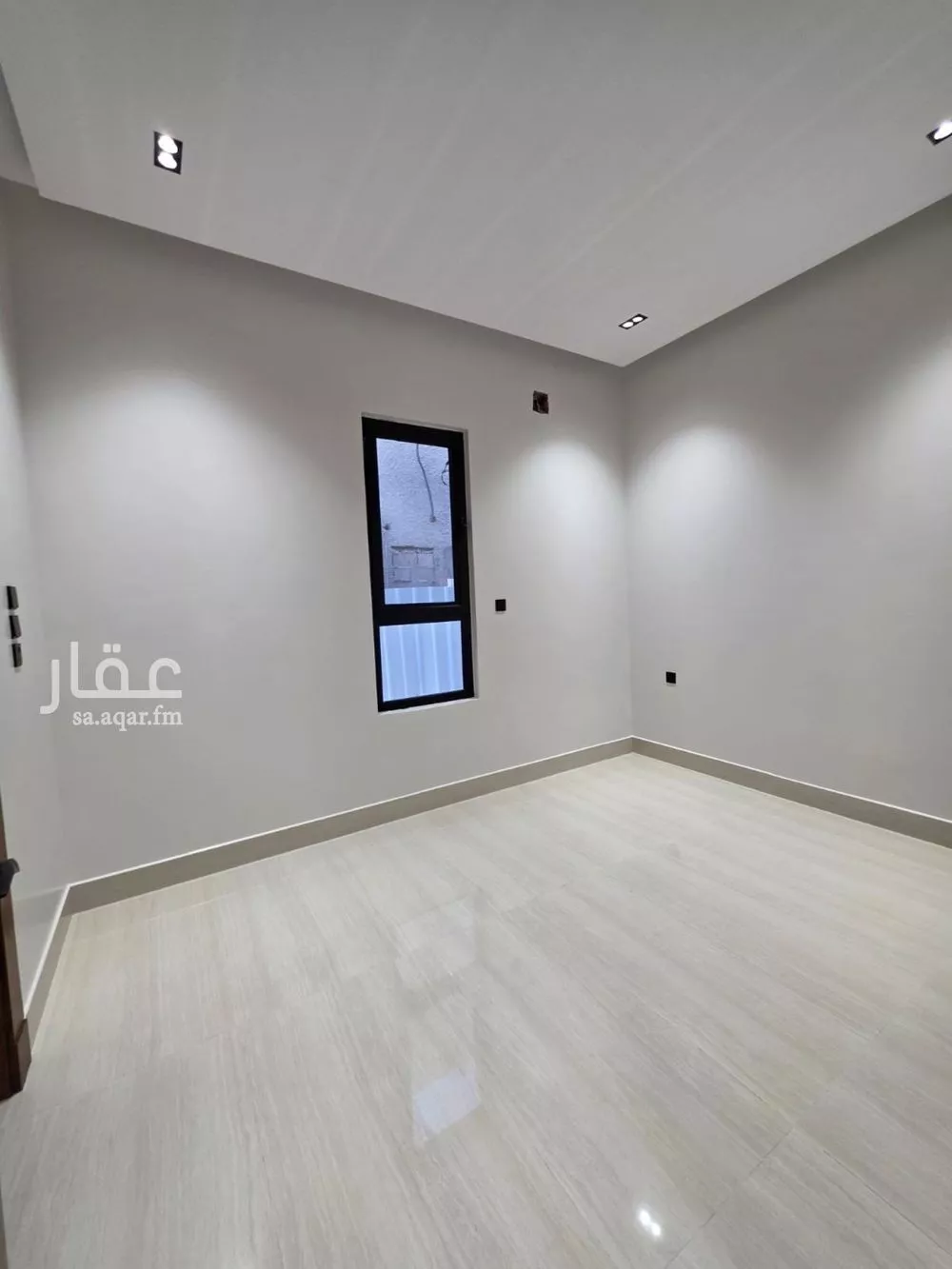 فيلا 6 غرف في الملك فيصل 18