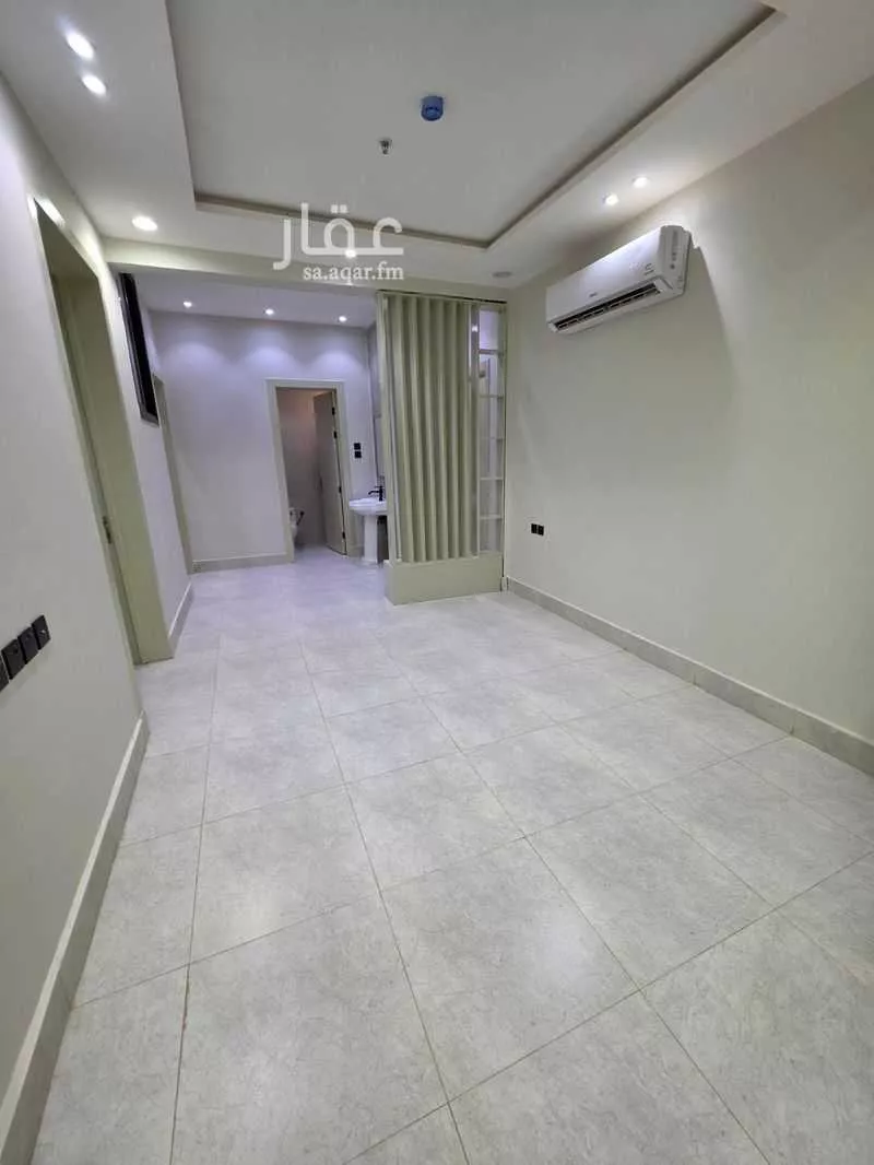 4 bedroom apartment in Dhahrat Laban, Riyadh 7