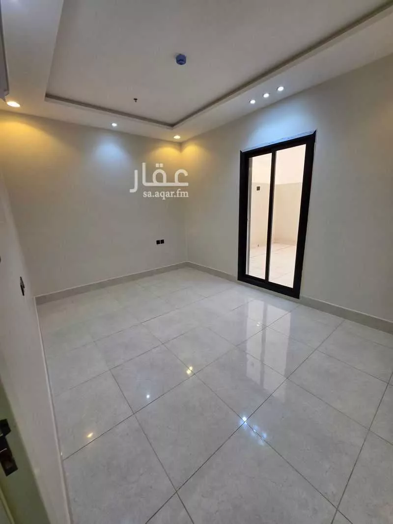 4 bedroom apartment in Dhahrat Laban, Riyadh 8