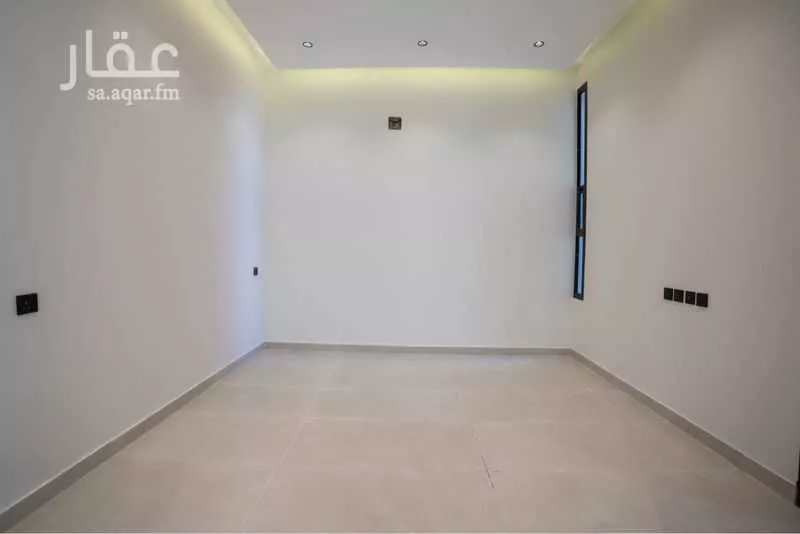 6 bedroom villa in Al Janadriyah 13