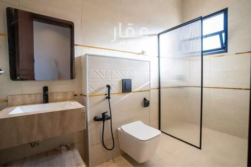 6 bedroom villa in Al Janadriyah 17